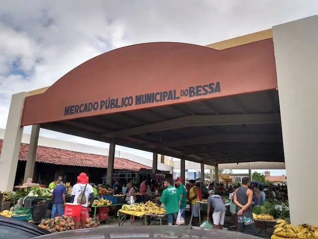 Comércio do Bessa: onde tudo está perto, funciona bem e faz sentido viver